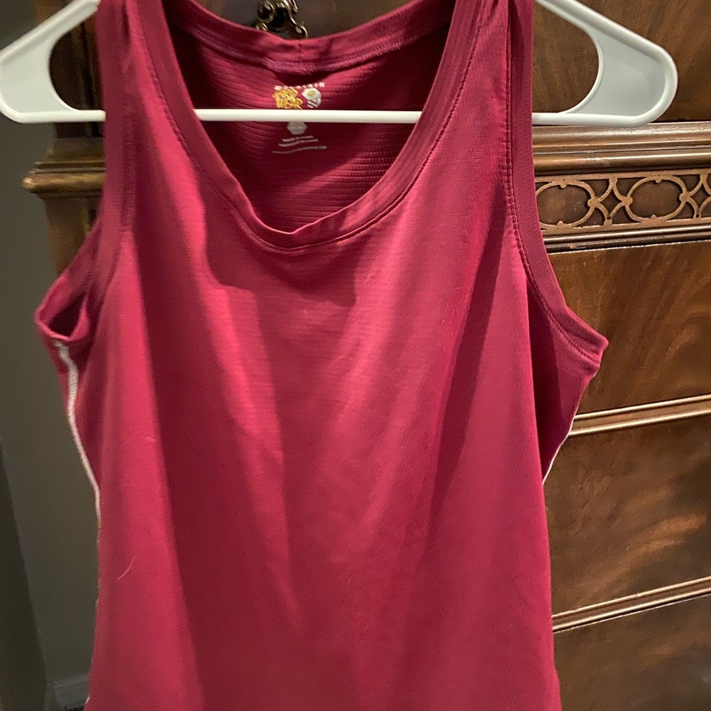 Mountain Hardwear base layer/ tank top